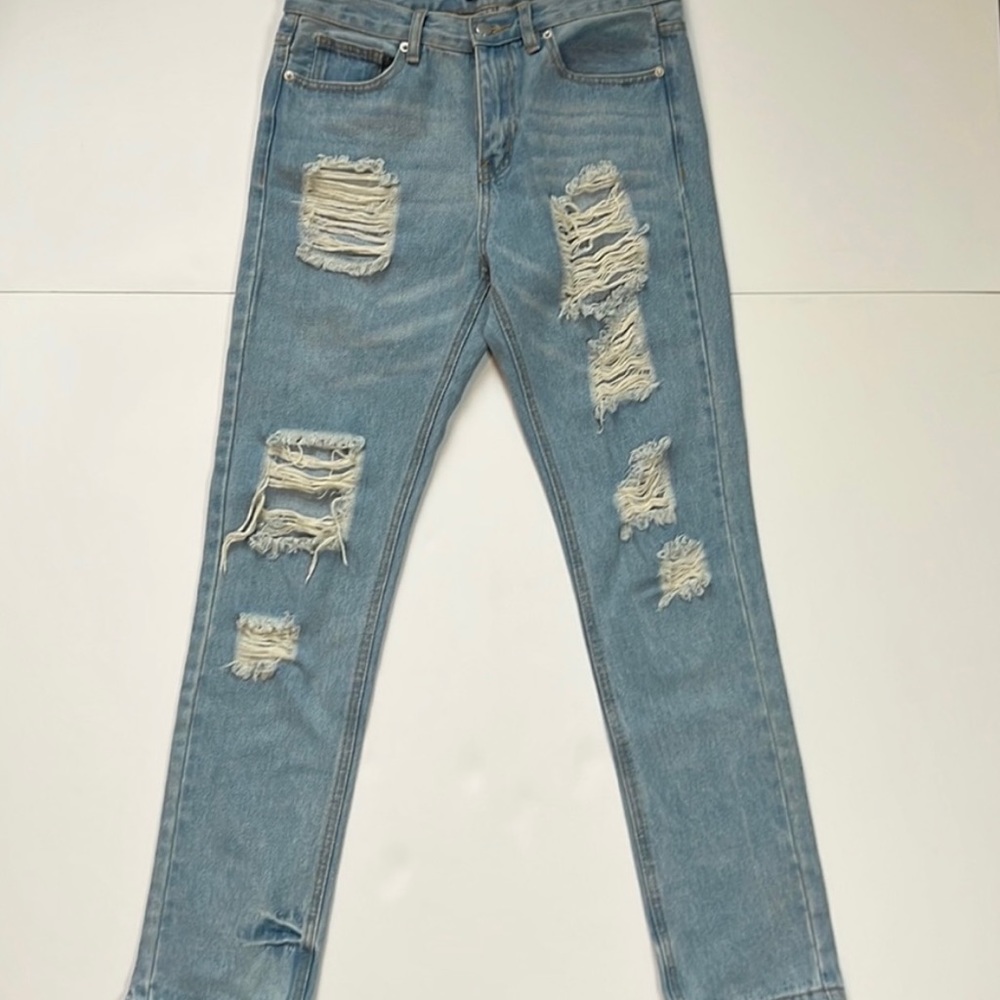 Brandy Melville destroyed distressed denim blue jeans sz Small raw hem